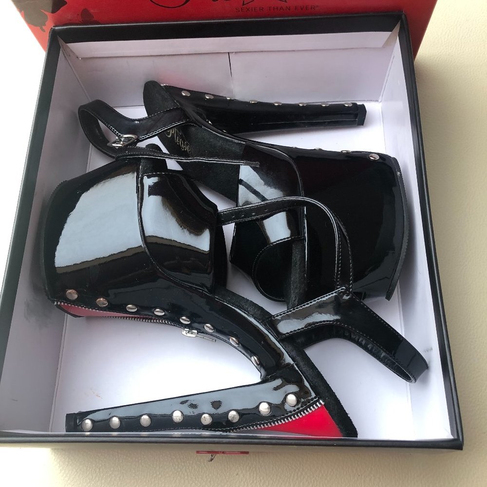 Pleaser Platform Shoes - Size 10